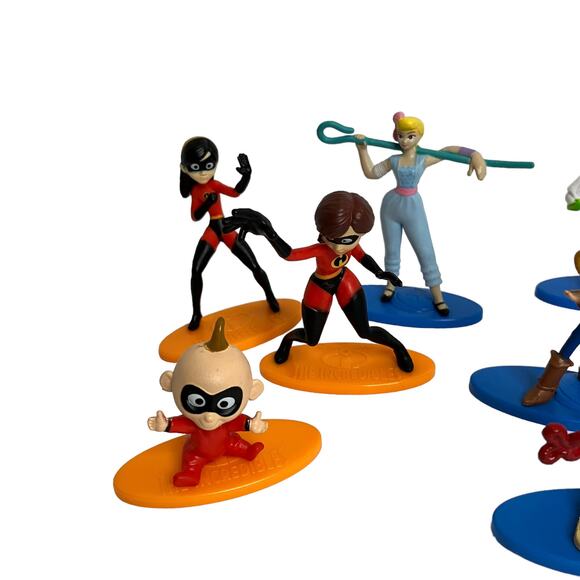 Disney Pixar 2.5" Mattel Micro Collection Figurines Lot of 8 - Picture 2 of 3